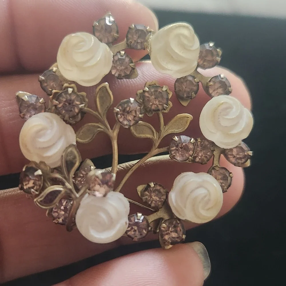 Vintage Gold Tone Wreath Brooch White Carved Roses pink Rhinestones Floral